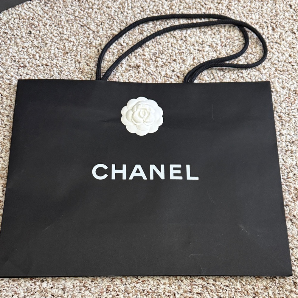 CHANEL gift box set with White Logo